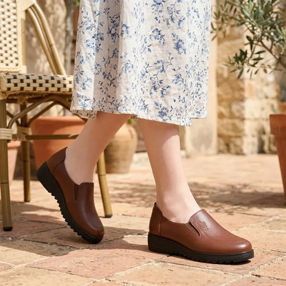 👞【35-41】Plus size mekane kožne ravne cipele - Neklizajuće, lagane i udobne, pogodne za starije žene - Ortopedske mokasine za svaki dan