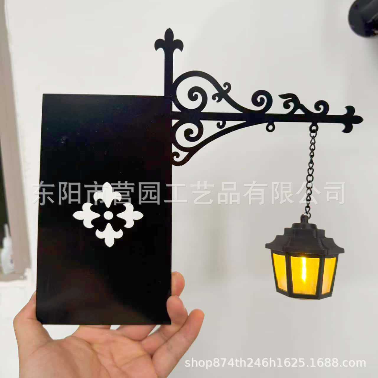 🎁🎁Mini luz de lectura estilo farola antigua