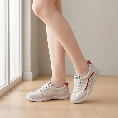 【Veličine 35-40】👟Ženske tenisice njemačkog stila s okruglim vrhom – Lagane i prozračne, ravne cipele za svaki dan – Klasičan bijeli dizajn