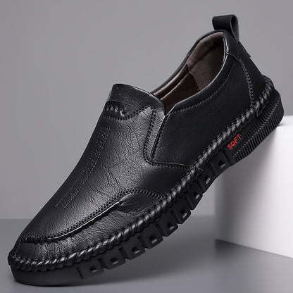 👞【39-44】2026 Muške ležerne tenisice, izrađene od prave kože, s mekim potplatom, neklizajuće, prozračne