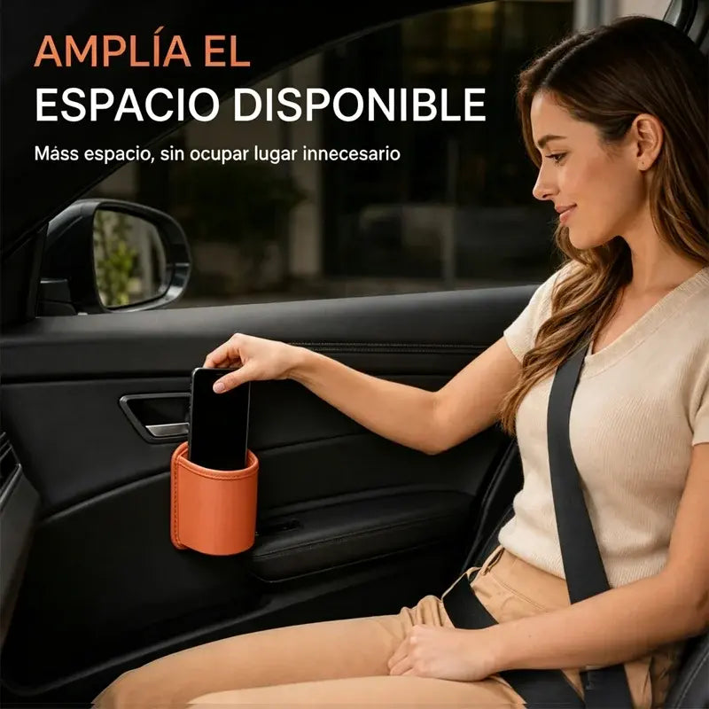 【2 unidades a 25 euros】🥳💞¡Más de 50,000 vendidos! 🚗🧺Portavasos de Cuero para la Puerta del Coche – Apertura amplia para acceder fácilmente a bebidas y al teléfono. Se fija con clip para un ajuste seguro. Fabricado en cuero PU, resistente y elegante. 🛡️✨