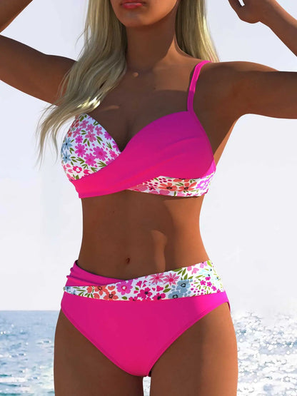 💞 Dámske dvojdielne push-up bikiny 🌊 Zvýraznia vaše krásne krivky, ponúkajú maximálne pohodlie a vyžarujú nadčasovú eleganciu.