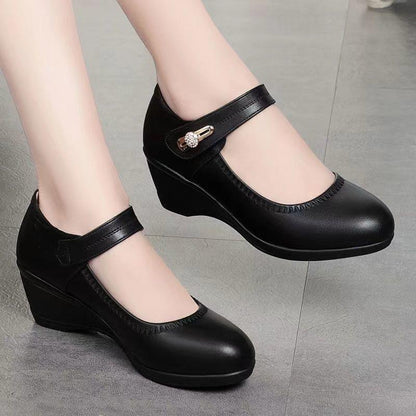 🏆👡【35-41】Mocasines de piel suave con cuña antideslizante y suela blanda para madres