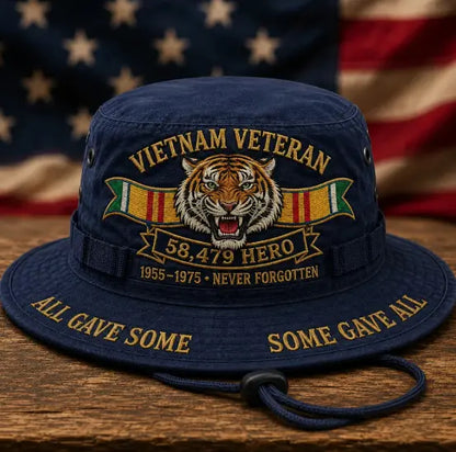 🐯🐯Olivovozelený pamätný klobúk typu „bucket“ pre veteránov s výšivkou dravého tigra a nápisom.