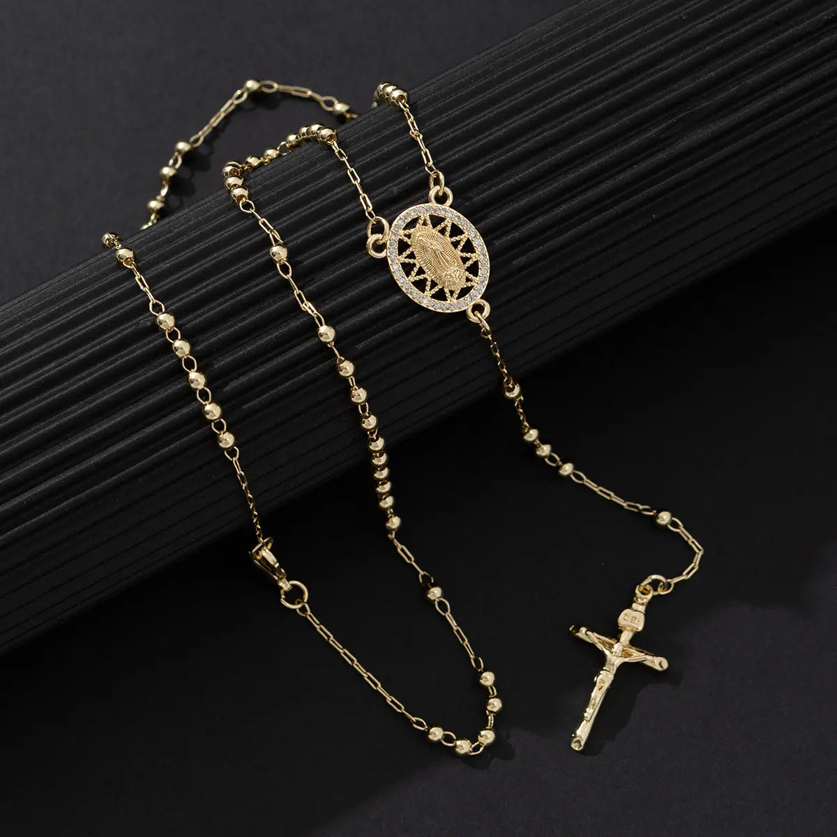 ✝️📿50% DE DESCUENTO✨ Collar con cruz vintage, elegante joyería de perlas