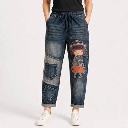Dámske retro džínsy voľného strihu s nášivkou a elastickým pásom – džínsy v originálnom štýle harem (veľkosti S–5XL, 2 farby) 👖✨🍂