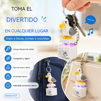 🕊️🕊️Llavero electrónico con luz y activado por voz "My Little Bird": Un llavero creativo con forma de pato con el que puedes jugar apretándolo.